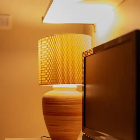 Doux Refuge - Au Coeur De Paris